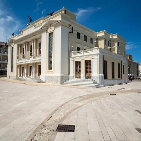 By Interhome オルトーナ